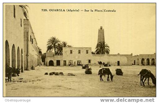 ALGERIE OUARGLA PLACE CENTRALE ANIMATION  N ° 725 - Ouargla