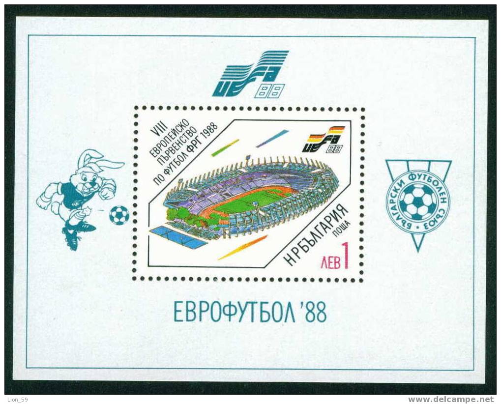 3700 Bulgaria 1988 European Football Championship BLOCK ** MNH /ANIMALS RABBIT  AND BALL - Conejos