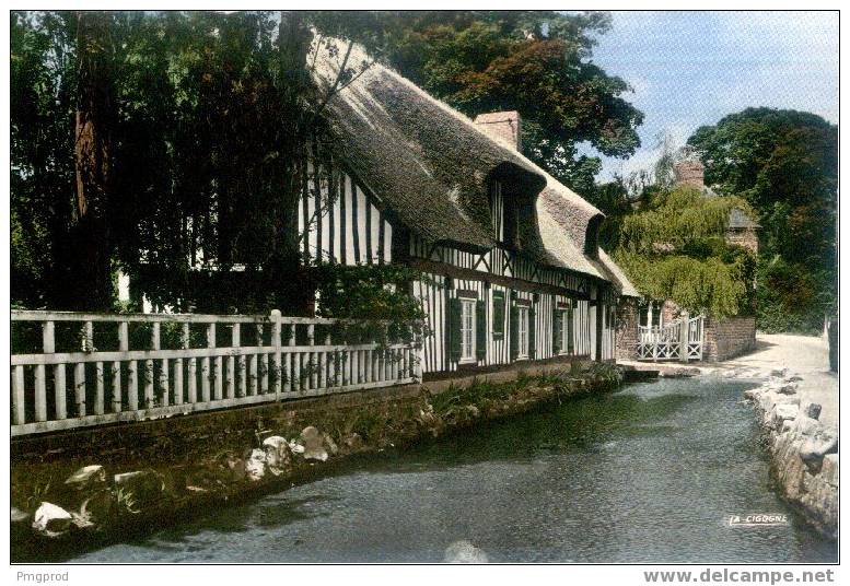 76 - VEULES LES ROSES - La Pittoresque Rivière à Truites - 63 - Veules Les Roses