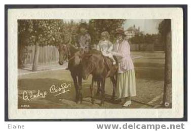 Lady With Children On Horses - Signed Gladys Cooper - Pferde