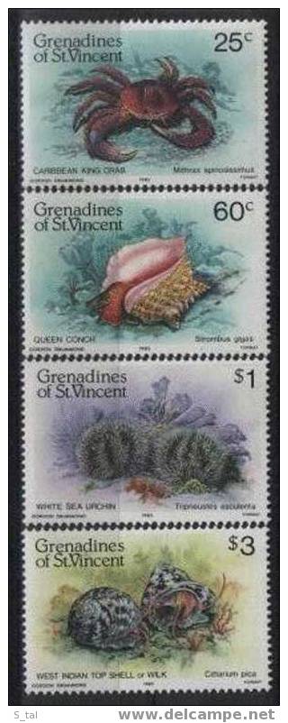 GRINADINES Of St.VINCENT Shells Set 4 Stamps  MNH - Conchas