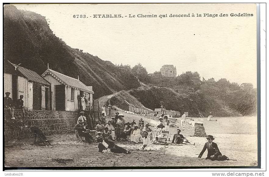 CPA 22.-ETABLES.-Le Chemin Qui Descend à La Plage Des Godelin. Animé - Etables-sur-Mer