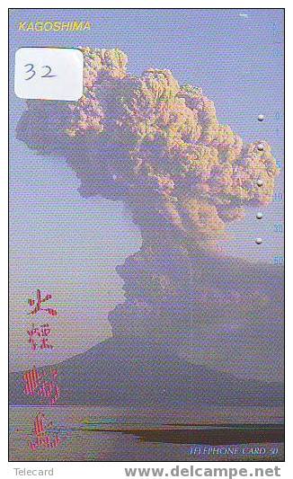 Volcan Volcano Vulkan Sur Telecarte (32 ) - Volcans