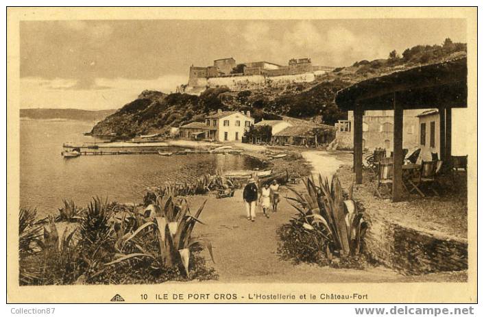 83 - VAR - ILE De PORQUEROLLES - PORT CROS - L'HOSTELLERIE Et Le CHATEAU FORT - VILLAS - Porquerolles