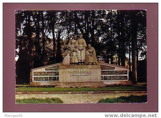 19855 Pont L'abbe Monument Des Bigoudens N° 11 Modifié En 8 Edit.artaud Belle Cpsm - Pont L'Abbe