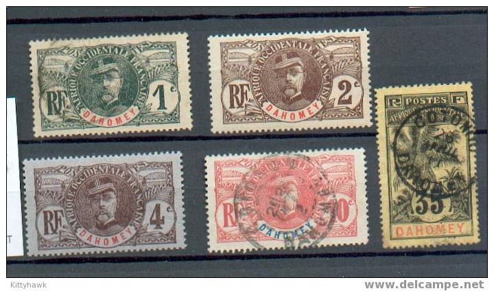 DAH 42 - YT 18 Obli/19-20*/22*/26 Obli Une Dent Courte Haut Gauche - Unused Stamps