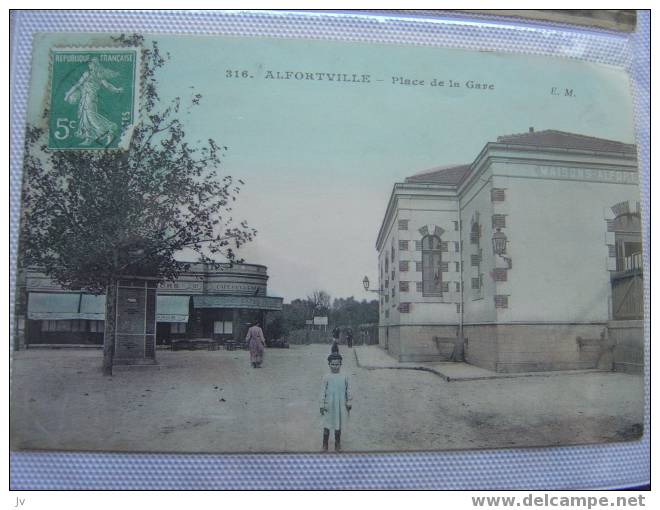 ALFORTVILLE - Place De La Gare - Alfortville