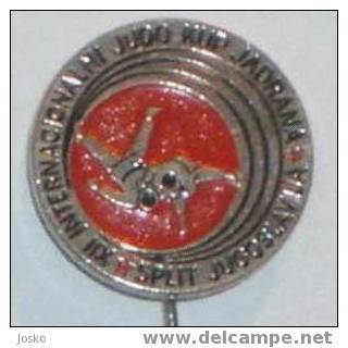 XII ADRIATIC INTERNATIONAL JUDO CUP - Yugoslav Vintage Pin Badge Anstecknadel Distintivo - Judo