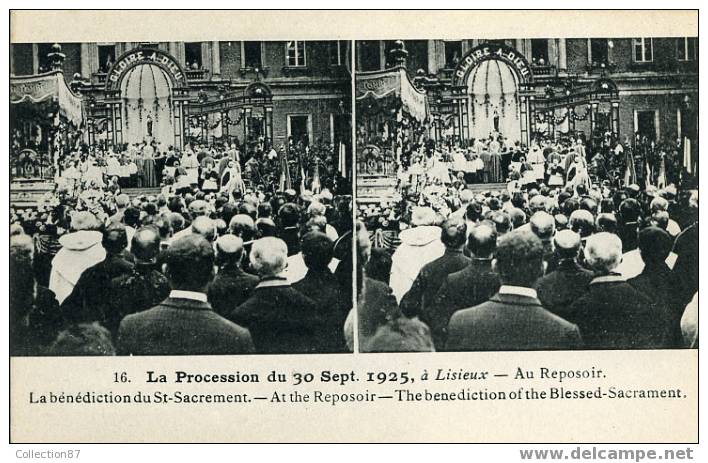 STEREOSCOPIQUE - PROCESSION Du 30-09-1925 - N° 16 - RELIGION LISIEUX - STEREOVIEW - Cartes Stéréoscopiques