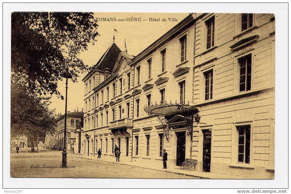 M5 - ROMANS-sur-ISERE - Hôtel De Ville - Romans Sur Isere