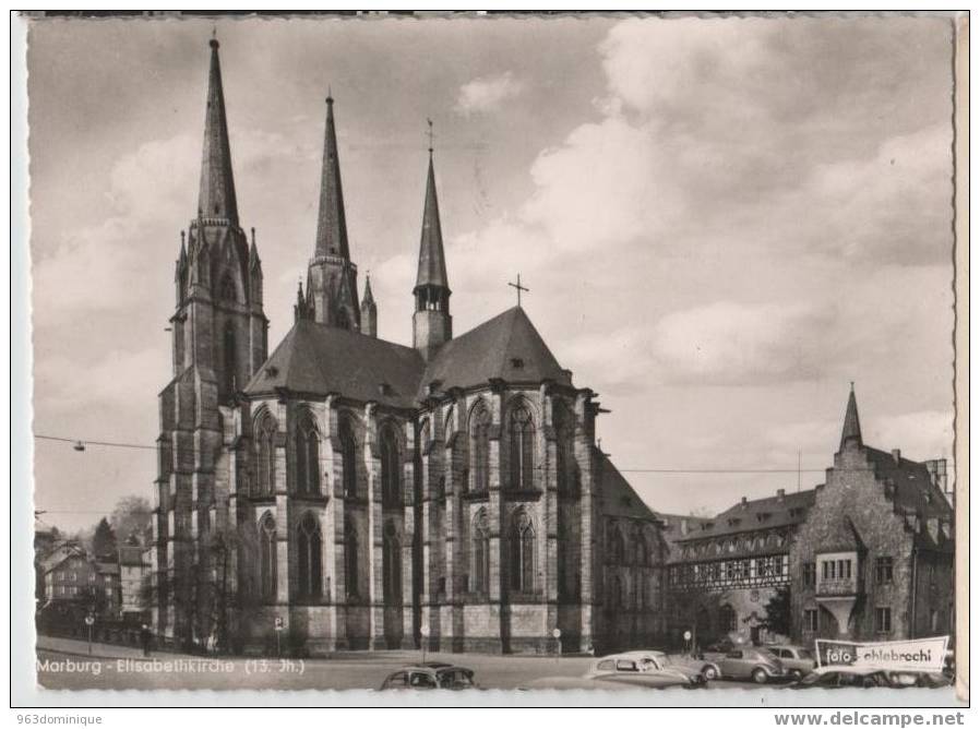 Marburg  Elisabethkirche, Volkswagen Kever Käfer Beetle VW - Marburg