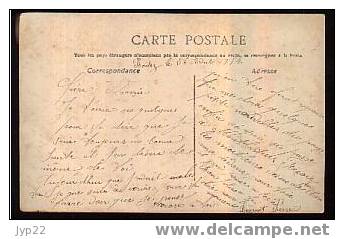 Jolie CP Ancienne Joyeux Noël - Paysage Homme Bouquet De Fleurs - écrite 26-04 !! -1914 - N° 524 - Altri & Non Classificati