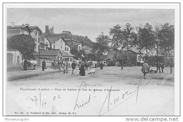 40 )) PEYREHORADE, Place Du Sablote Et Vue Du Chateau D´Apremont, ANIMEE, Pondarré édit, - Peyrehorade