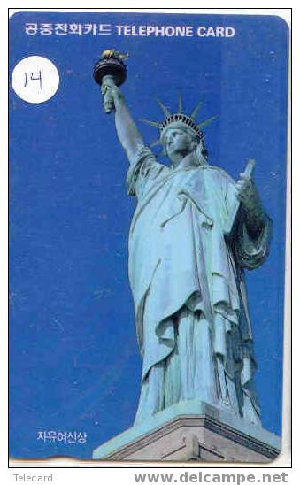 Telecarte Statue Of Liberty (14) Statue De La Liberte Twins Towers New York USA  Phonecard Japan - Paysages