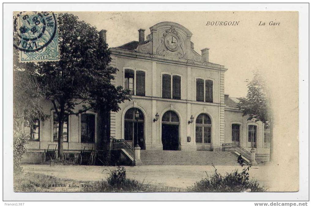 M8 - BOURGOIN - La Gare (1905) - Bourgoin