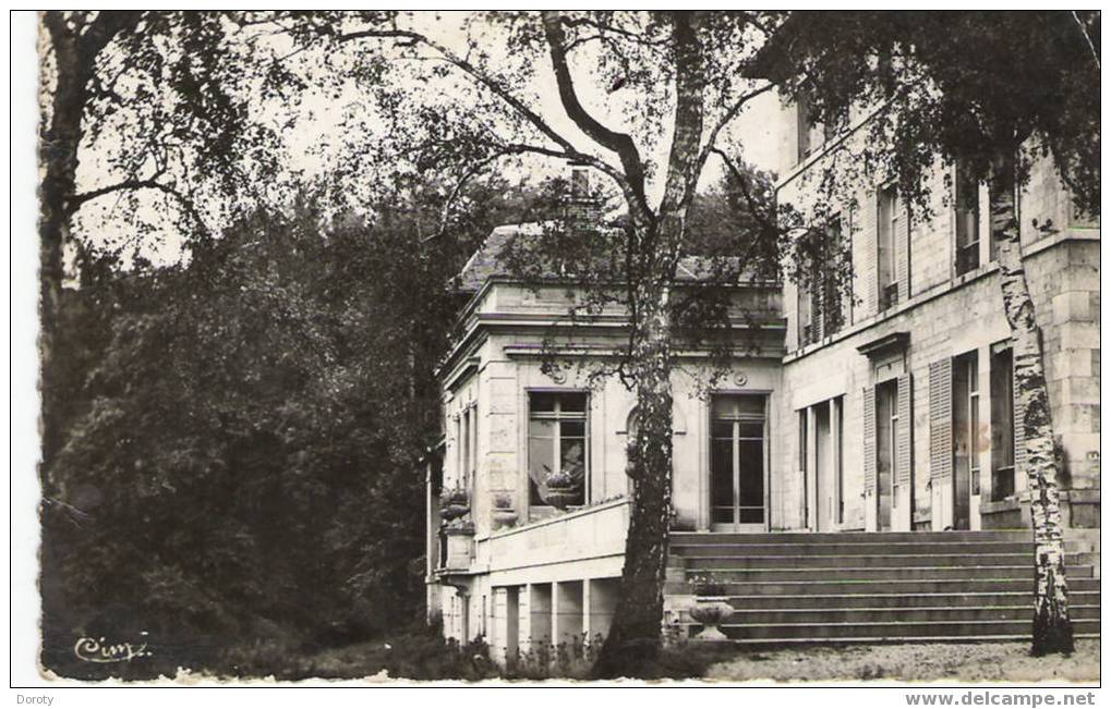 CPA - GOUVIEUX - MAISON DE REPOS DU MOULIN A VENT - LA TERRASSE - Gouvieux