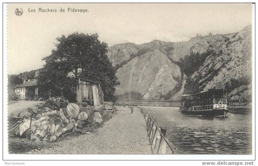 Yvoir. Les Rochers De Fidevoye. Bateau, Meuse. De Rotsen Van Fidevoye. Boot, Maas. - Yvoir