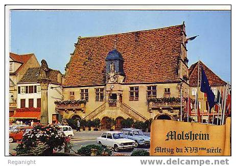 67 MOLSHEIM  !!! CPSM 1448  !!!   Place De L'Hotel De Ville         TOP - Molsheim