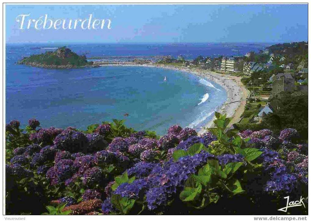 CPSM.TREBEURDEN. LA PLAGE DE TRESMEUR ET LE ROCHER DU CASTEL. DATEE 2002. - Trébeurden