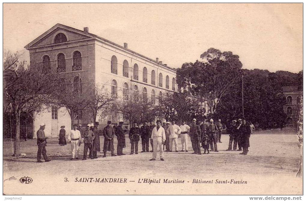 Saint Mandrier. L'hôpital Maritime.  Bâtiment Saint Flavien - Saint-Mandrier-sur-Mer