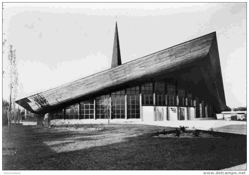 CPSM.EGLISE NOTRE DAME DE LA PAIX . ARNOUVILLE LES GENESSE... - Arnouville Les Gonesses