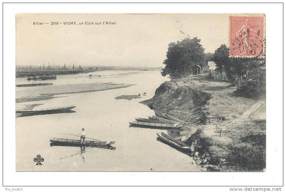 200    -   Vichy   -    Un Coin Sur L'Allier - Vichy