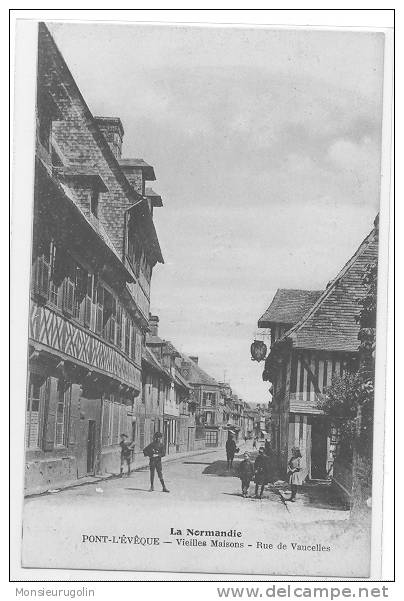 14) (fl) PONT L EVEQUE / Vieilles Maions, Rue De Vaucelles, ANIMEE, - Pont-l'Evèque