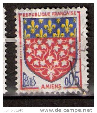 Timbre France Y&T N°1352 (01) Obl.  Armoirie D´Amiens.  0.05 F. Rouge, Bleu Et Jaune. Cote 0,15 € - 1941-66 Coat Of Arms And Heraldry