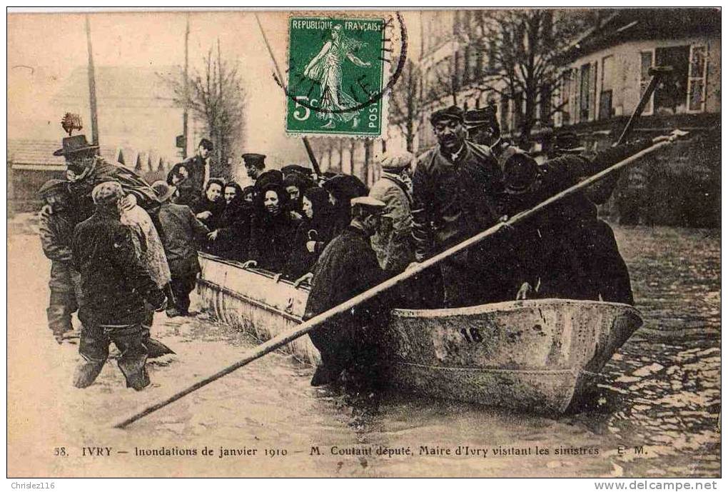 94 IVRY Inondations Mr Coutant Visitant Les Sinistres En Barque  TOP  1910 - Ivry Sur Seine