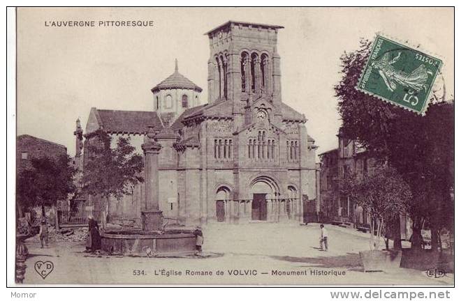 L´Eglise Romane De VOLVIC Monument Historique - Volvic