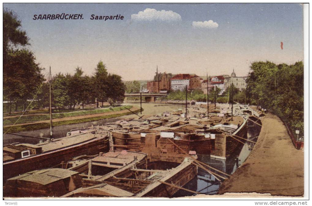 CPA Colorisée De Saarbrucken (Sarre Allemagne.): Saarpartie (péniches) - Saarbruecken