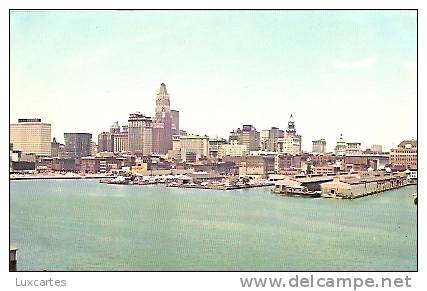 SKYLINE AND INNER HARBOR .  BALTIMORE. MARYLAND. - Baltimore