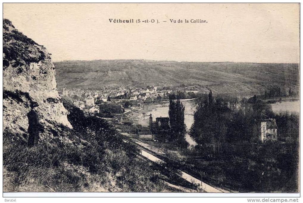 VETHEUIL - Vu De La Colline - Vetheuil