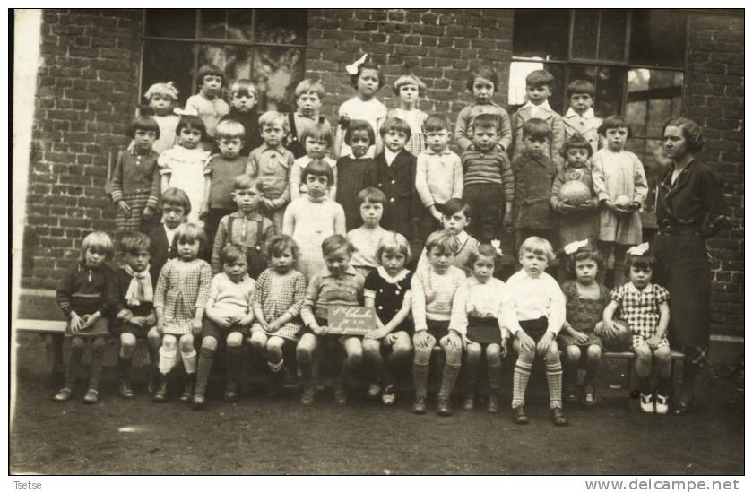 Boussu-Bois  -Classe De L'Ecole St. Charles En 1932 ( Carte Photo ) - Boussu