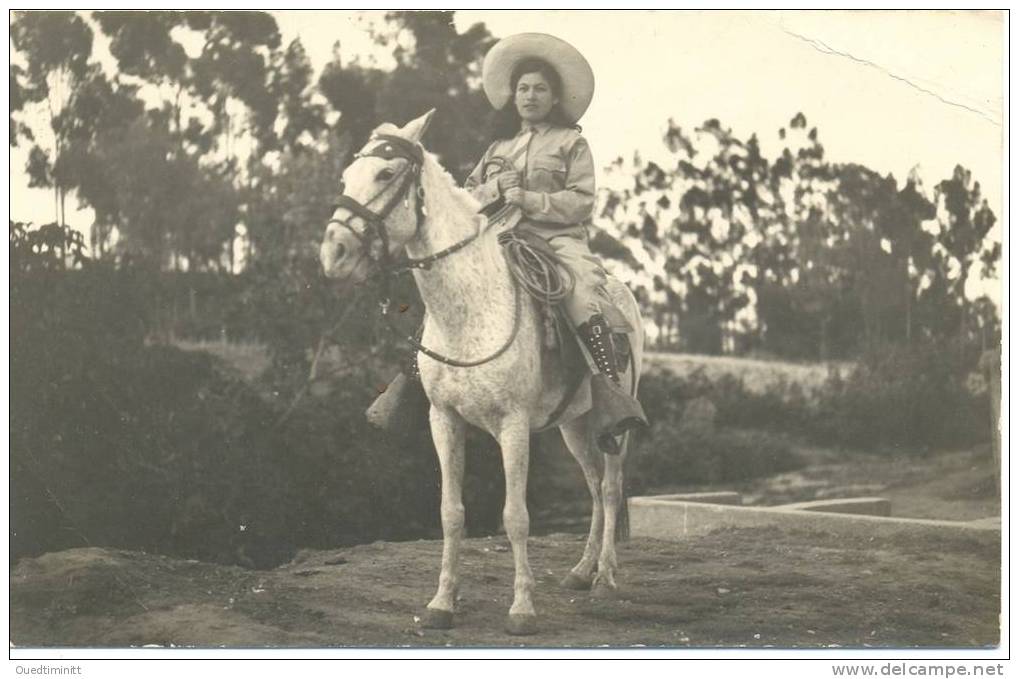 Pérou.Carte-photo.1949.Une Cavalière Et Son Cheval. - Peru