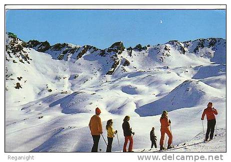 73 VAL D'ISERE !!! CPSM 1720 !!! Crête Des Lessiéres    Animée  Skieur - Val D'Isere