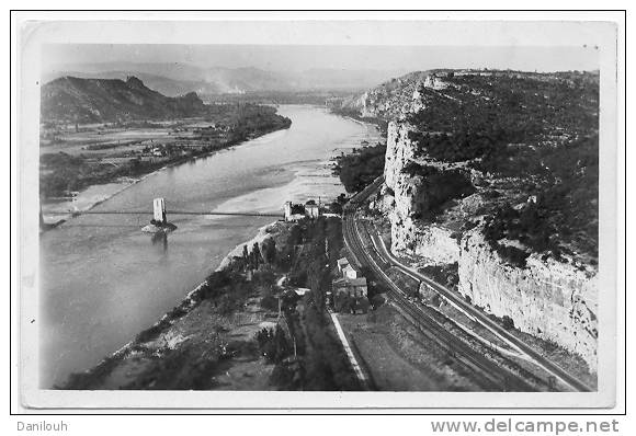 26 / FL / DONZERE / Canon Du Robinet, Photo Aérienne, J CELLARD, Cpsm Petit Format, Bords Blancs - Donzere