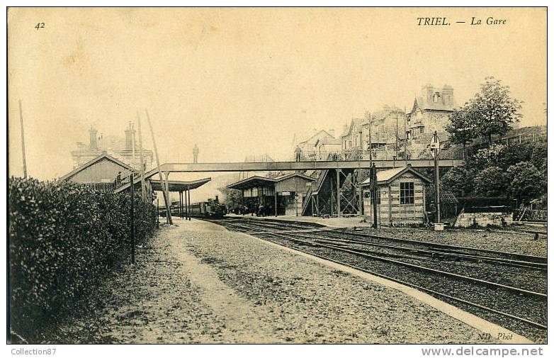 78 - YVELYNES - TRIEL Sur SEINE - INTERIEUR De La GARE - CHEMIN De FER - TRAIN - Triel Sur Seine