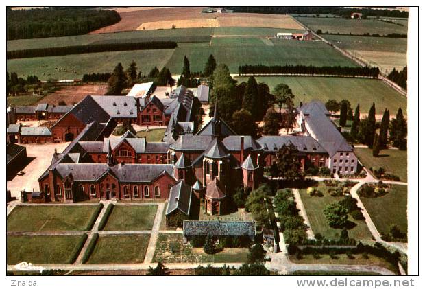 CARTE POSTALE DES ENVIRONS DE CHIMAY - FORGES - ABBAYE ND DE SCOURMONT - VUE AERIENNE - Chimay