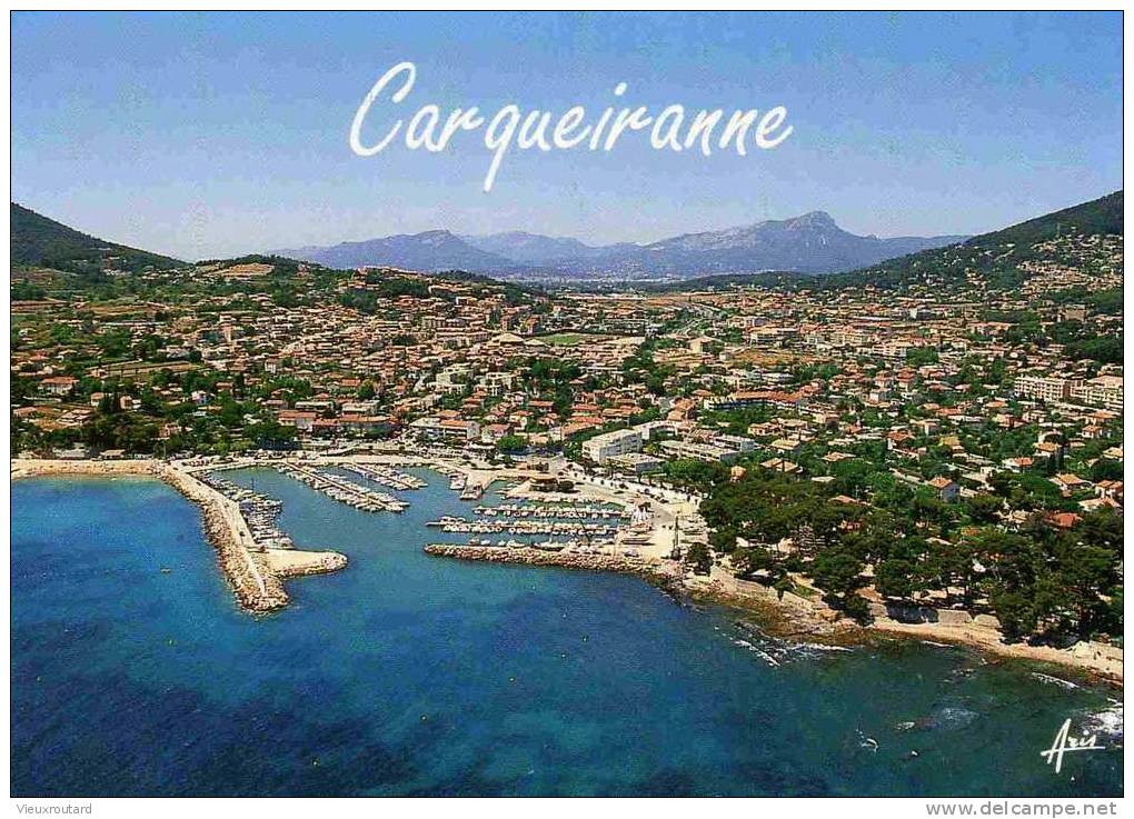 CPSM. CARQUEIRANNE. VUE DU CIEL. DATEE 2001. - Carqueiranne