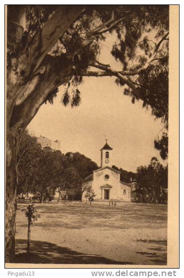 Place De L'Eglise - Porquerolles