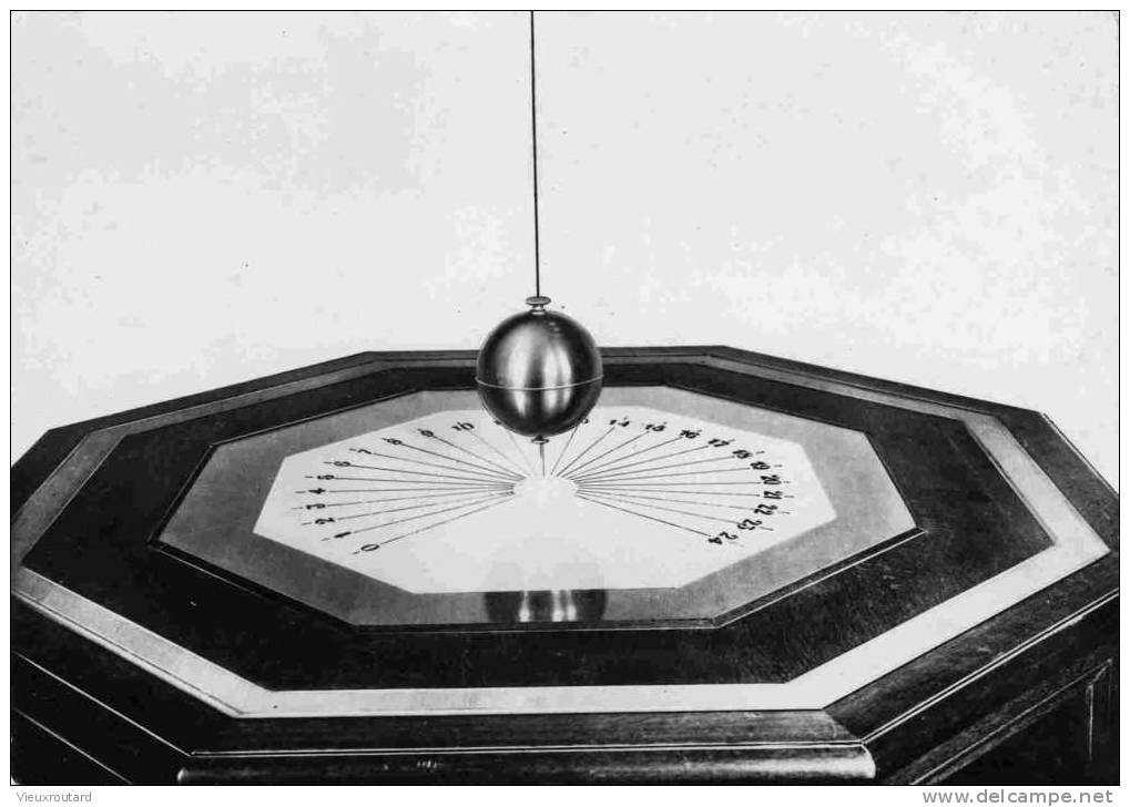 CPSM, LE PENDULE DE LEON FOUCAULT DEMONTRANT LA ROTATION DE LA TERRE 1855 , - Astronomia