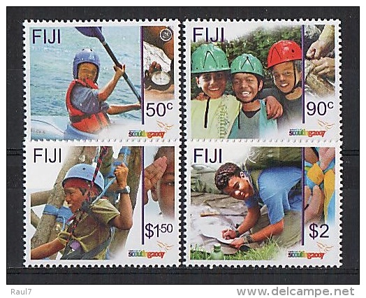 100 ANS DU SCOUTISME 4V NEUFS ** // MNH // - FIJI - Unused Stamps