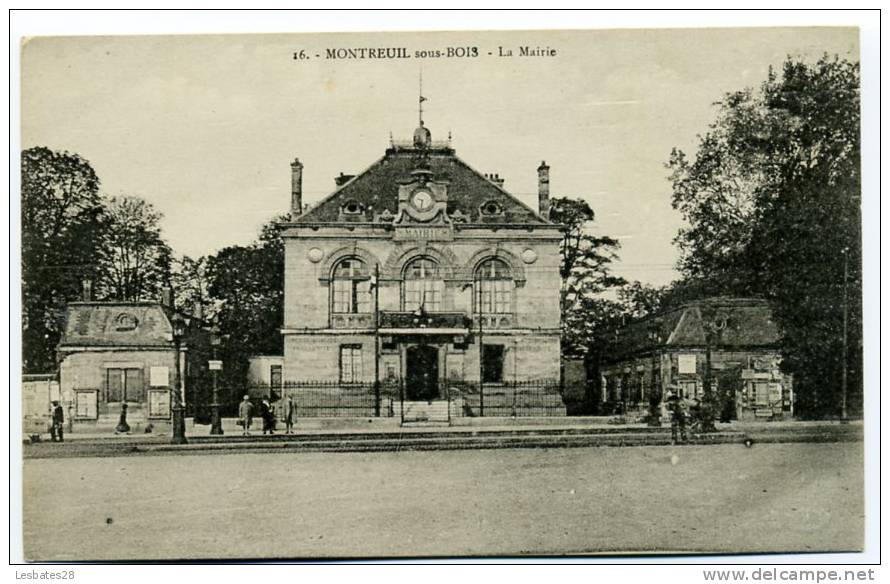 CPA 93.-MONTREUIL Sous BOIS.-Plan Animé.- (RTF 391) - Montreuil