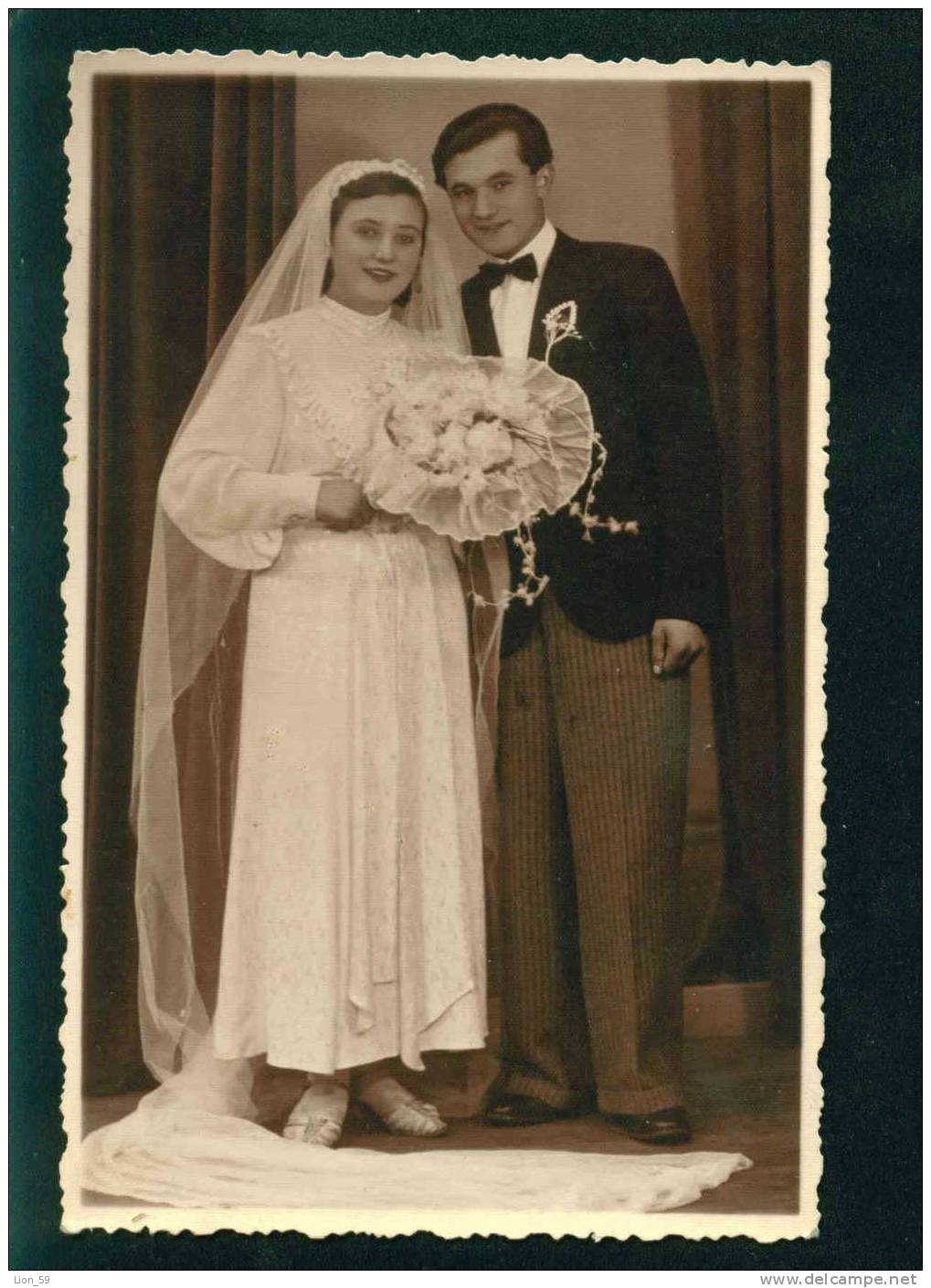 D3079 / Marriages  WEDDING , BRIDE W BRIDEGROOM Bulgaria 1930s Vintage REAL Photo PHOTOGRAPHER A.GRIGOROVCHE - LOM - Marriages