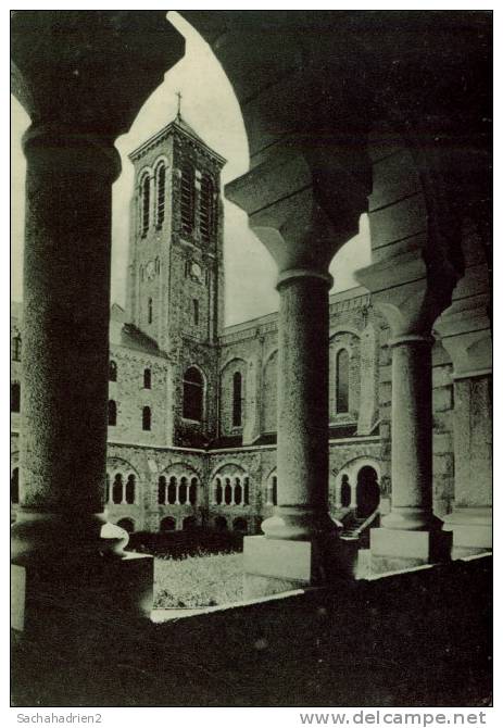 81. Cpsm. DOURGNES. Abbaye De St-Benoît D´En Calcat. Le Clocher Vu Du Cloître - Dourgne