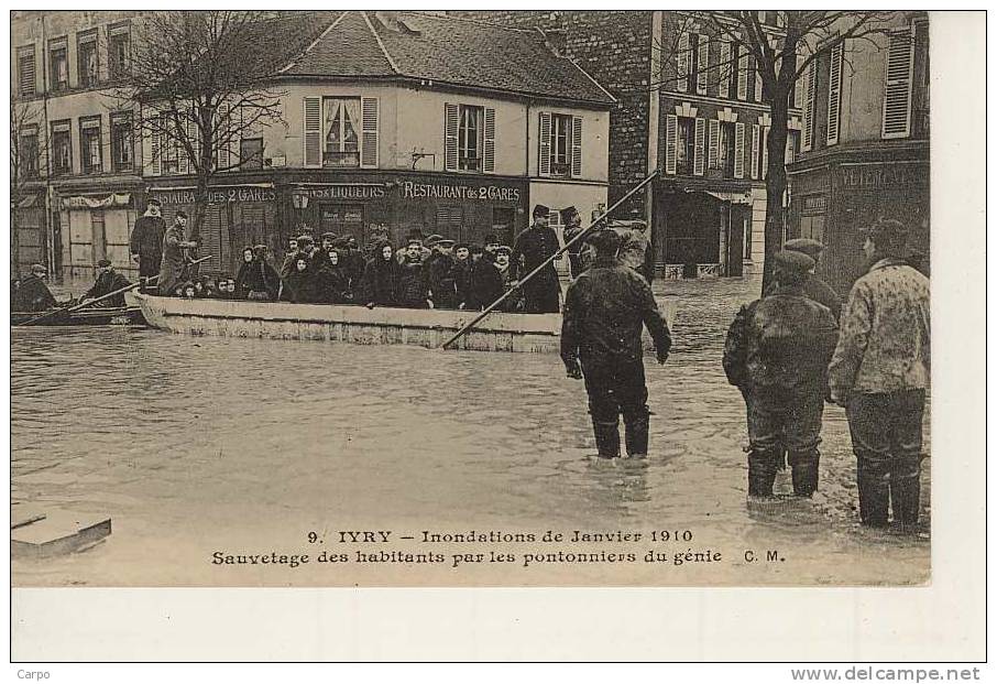 IVRY - Inondation - Sauvetage Des Habitants Par Les Pontonniers Du Génie. - Ivry Sur Seine
