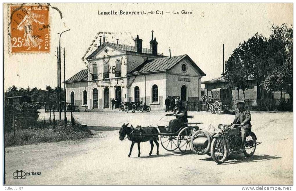 41 - LOIR Et CHER - LAMOTTE BEUVRON - LA GARE - TRAIN - ATTELAGE - ANE - MOTO SIDE CAR - Lamotte Beuvron