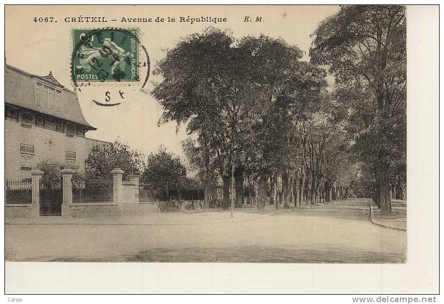 CRETEIL - Avenue De La République. - Creteil