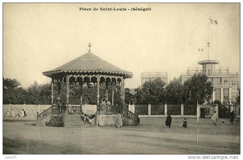 SENEGAL - Place De Saint-Louis - Kiosque - Consulat - Senegal